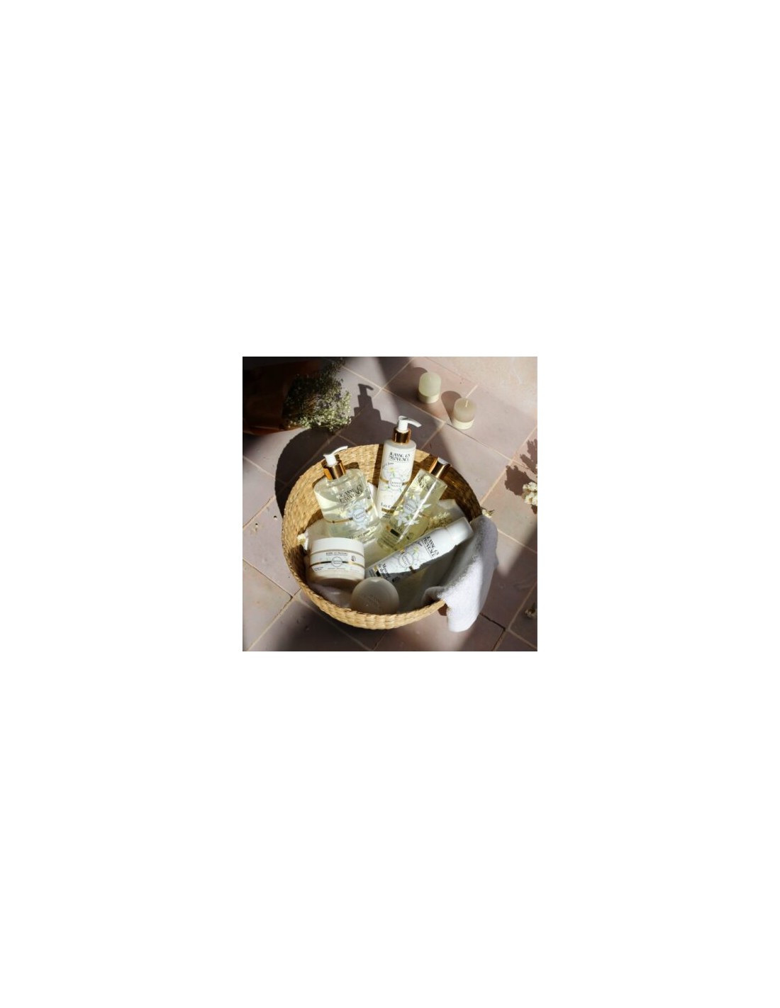 JEANNE EN PROVENCE JASMIN SECRET BODY... JEANNE EN PROVENCE JASMIN SECRET BODY...