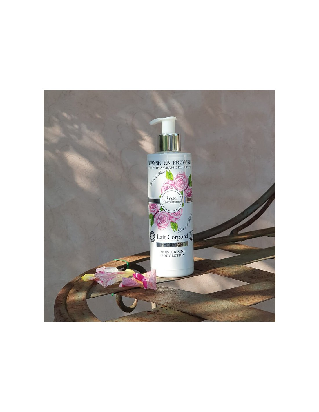 JEANNE EN PROVENCE ROSE ENVOUTANTE... JEANNE EN PROVENCE ROSE ENVOUTANTE...